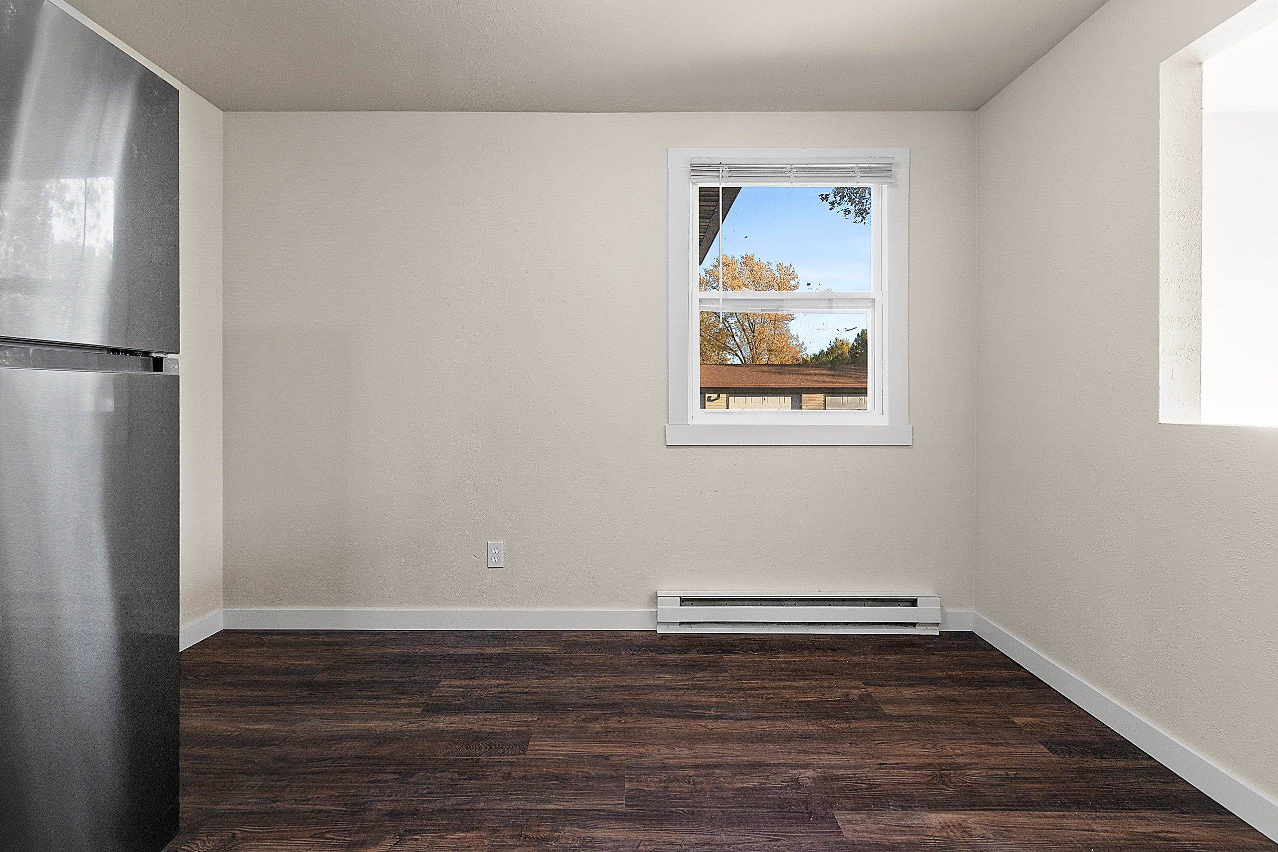 2130 Elm View Drive, Unit D Ashwaubenon, WI 54304 - Photo 5 of 25