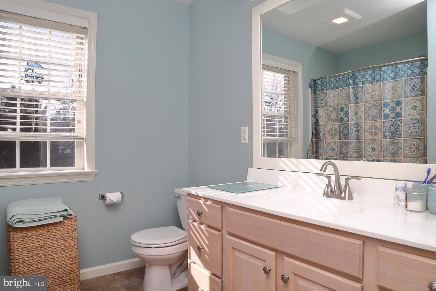 114 Saybrooke Drive Lititz, PA 17543 - Photo 24 of 34 Second full bath on 2nd floor