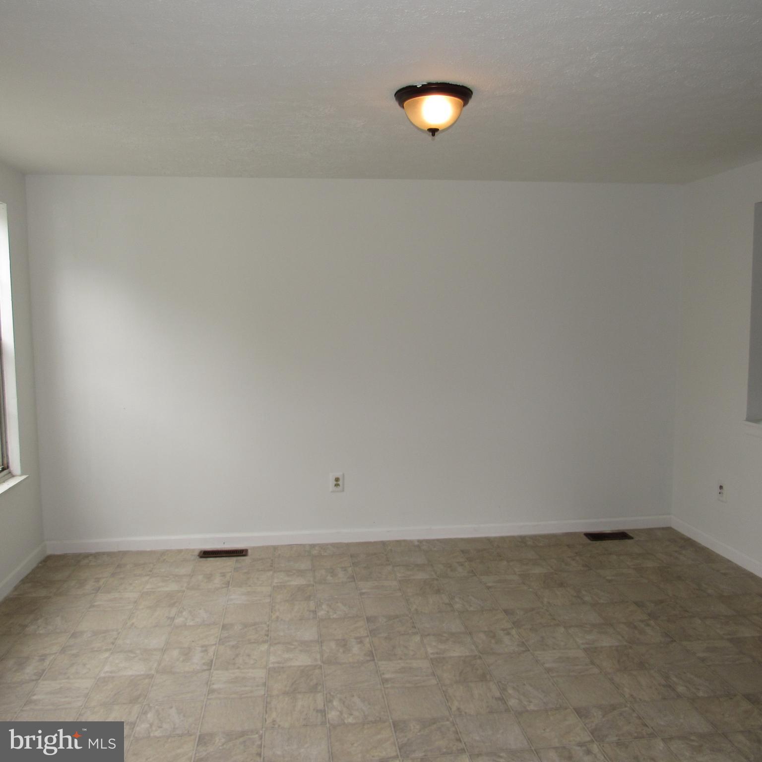 23 Briar Creek Road Sicklerville, NJ 08081 - Photo 2 of 15 Gallery Image 2