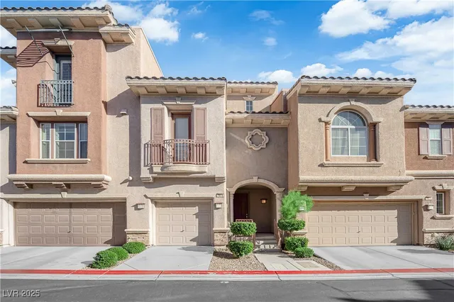 $385,000 | 7878 Carysford Avenue, Las Vegas, NV 89178
