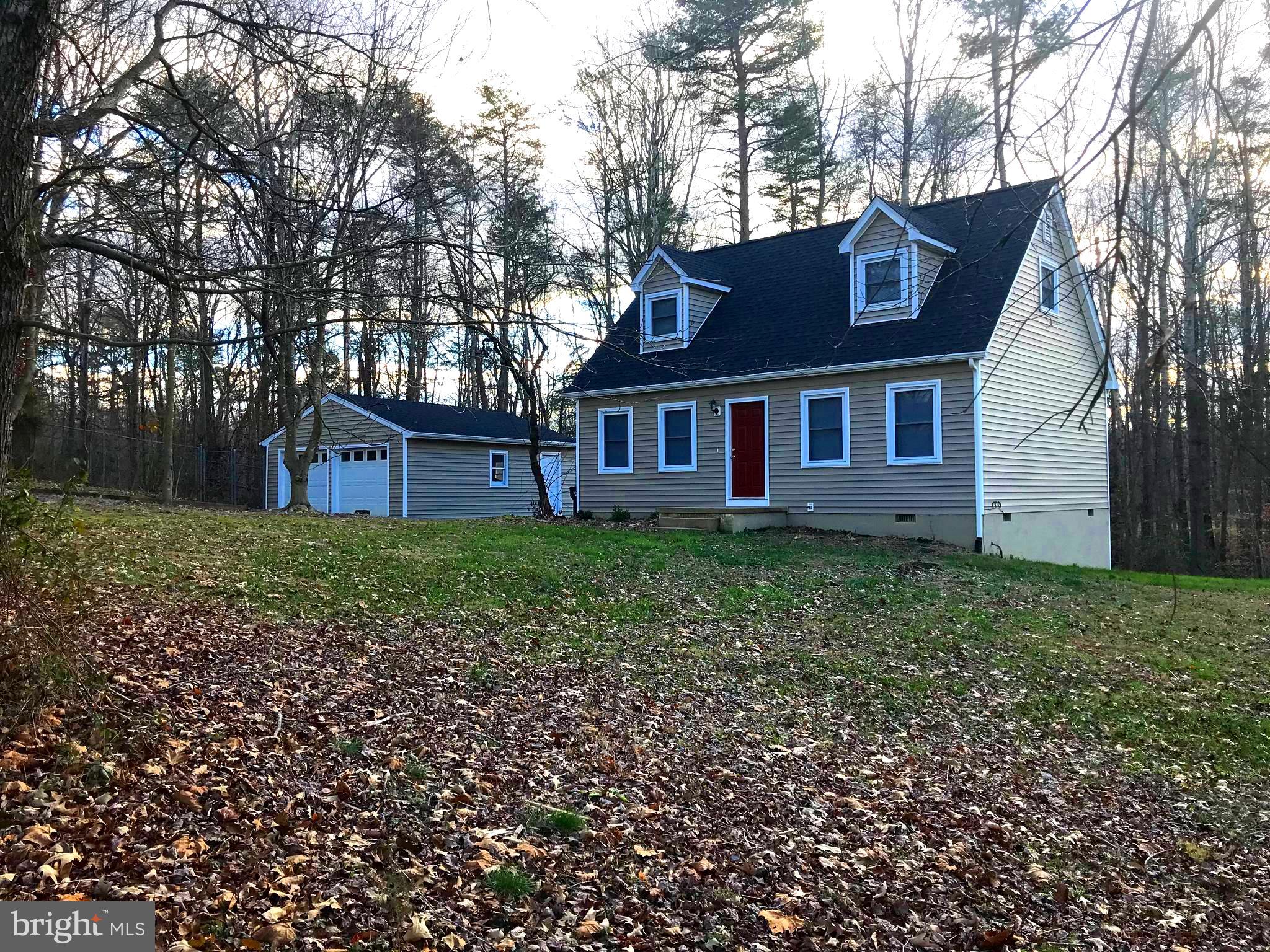 Front Yard of this Adorable Cape Cod!