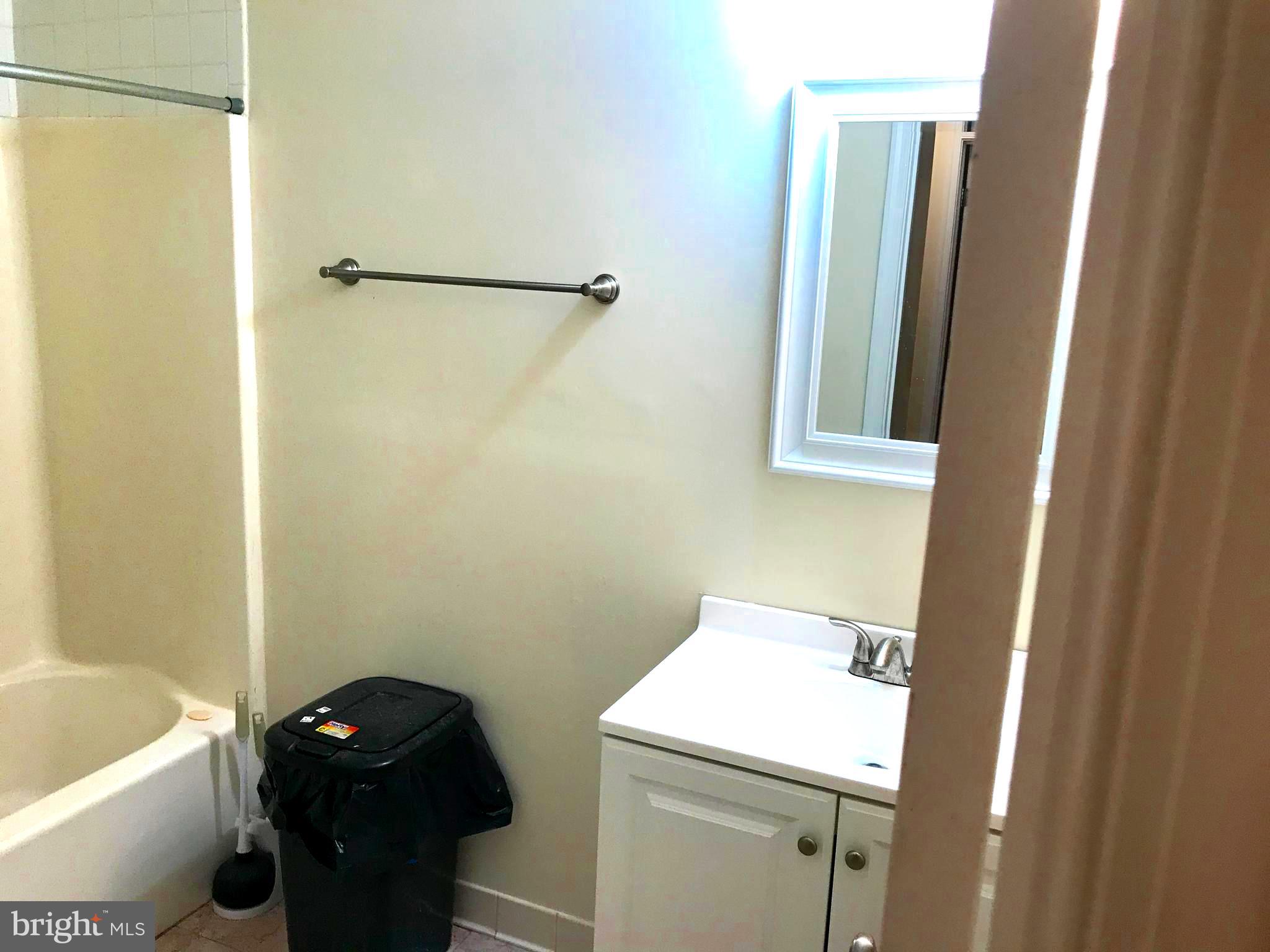 5147 Red Cedar Road Sumerduck, VA 22742 - Photo 15 of 30 First floor bath