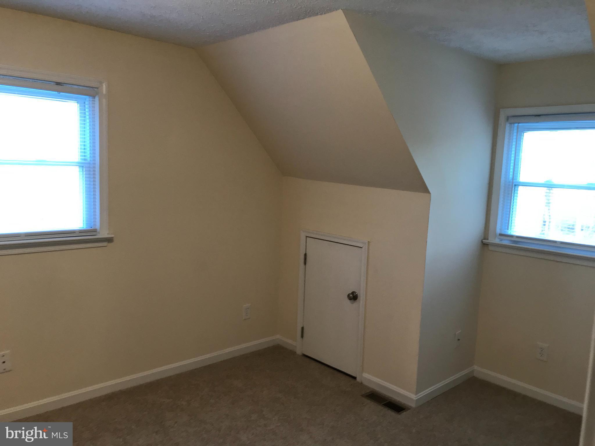 5147 Red Cedar Road Sumerduck, VA 22742 - Photo 17 of 30 Upstairs Right Bedroom