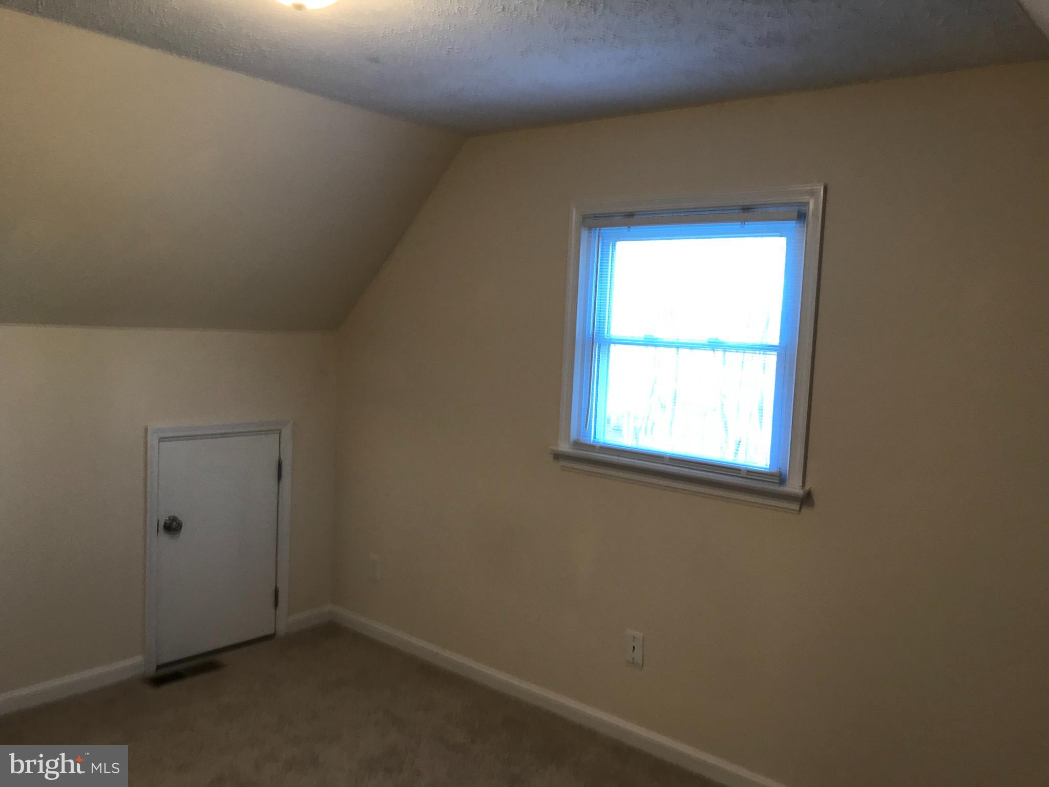 5147 Red Cedar Road Sumerduck, VA 22742 - Photo 18 of 30 Upstairs Right Bedroom