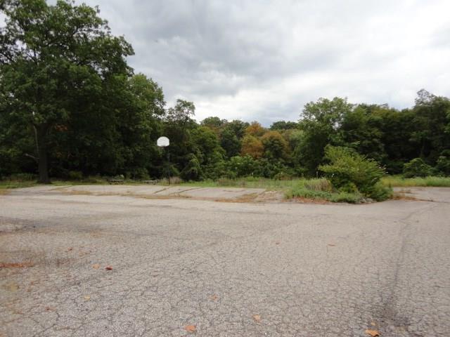 1705 Beaver Grade Road Coraopolis, PA 15108 - Photo 11 of 16 Gallery Image 11