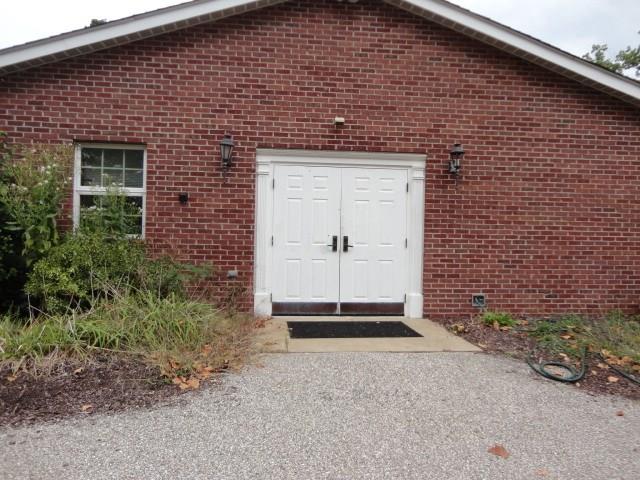 1705 Beaver Grade Road Coraopolis, PA 15108 - Photo 10 of 16 Gallery Image 10