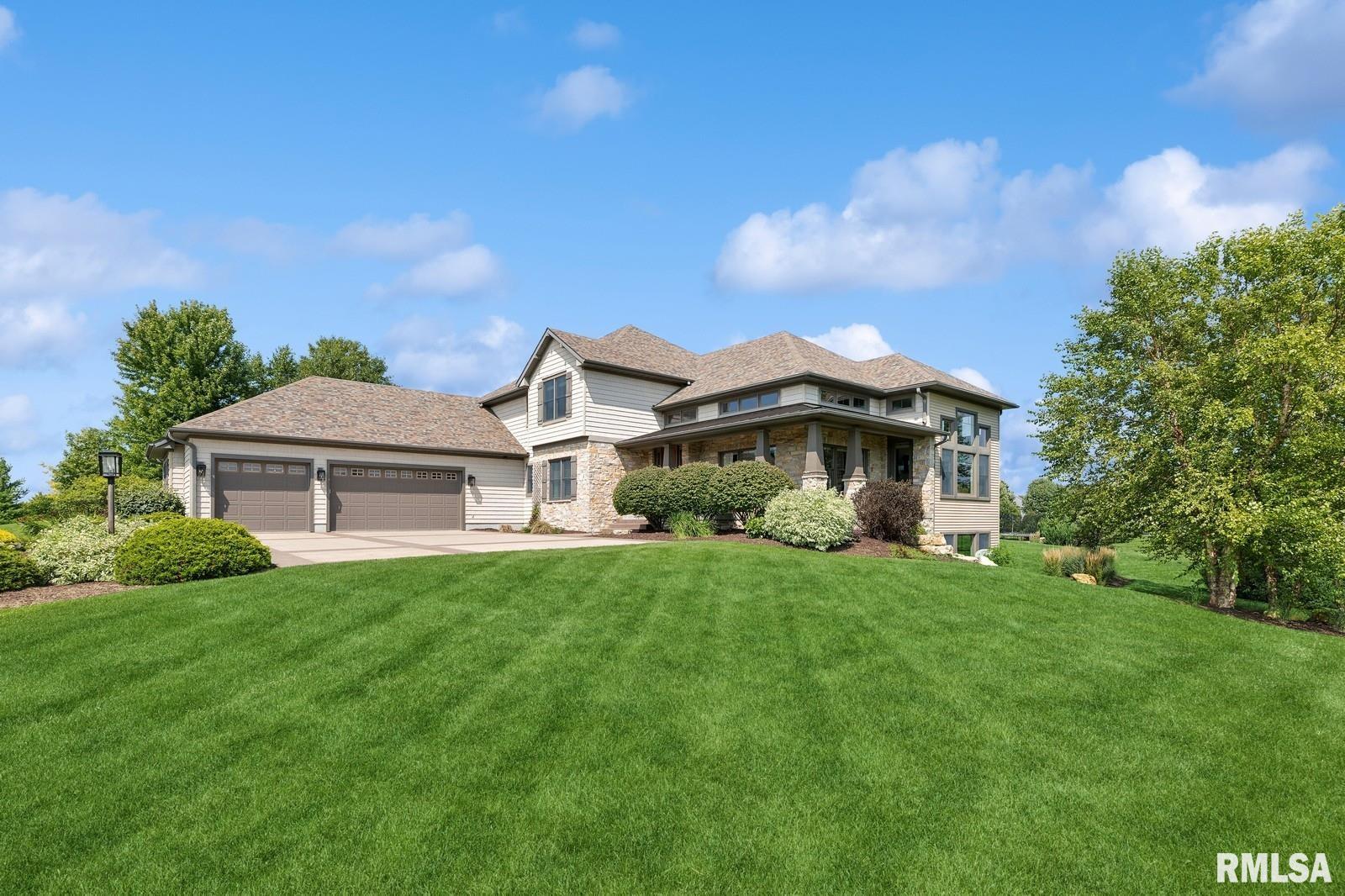 5877 Cardinal Road Bettendorf, IA 52722 - Photo 11 of 75 Gallery Image 11