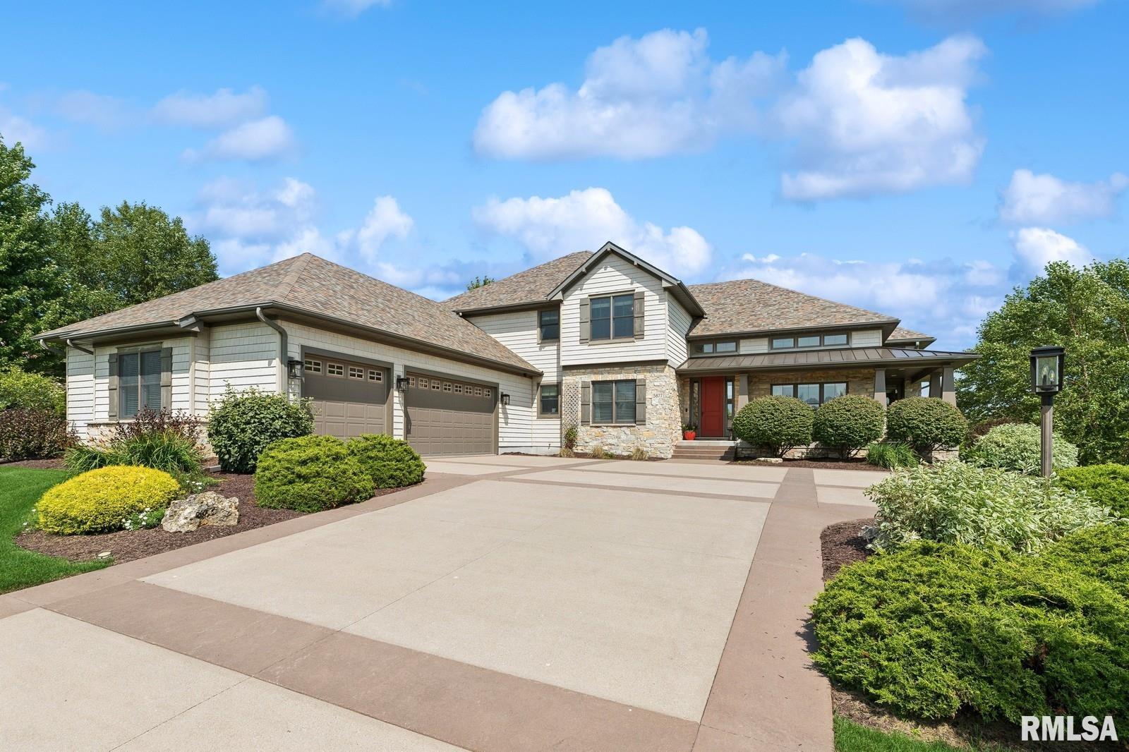 5877 Cardinal Road Bettendorf, IA 52722 - Photo 2 of 75 Gallery Image 2