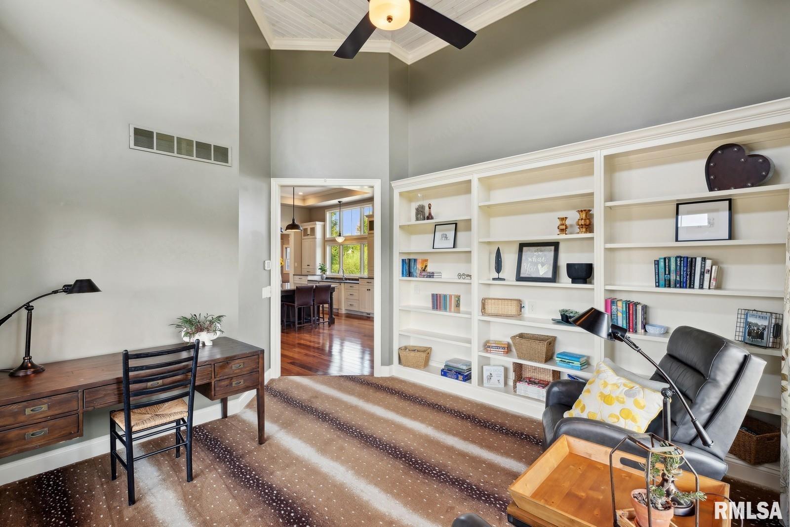 5877 Cardinal Road Bettendorf, IA 52722 - Photo 28 of 75 Gallery Image 28