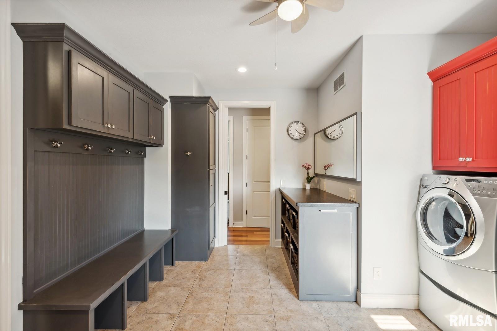 5877 Cardinal Road Bettendorf, IA 52722 - Photo 37 of 75 Gallery Image 37
