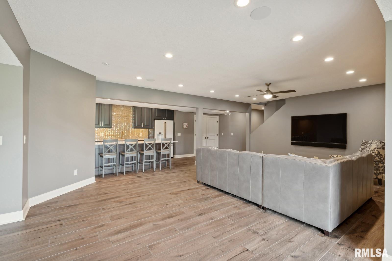 5877 Cardinal Road Bettendorf, IA 52722 - Photo 55 of 75 Gallery Image 55