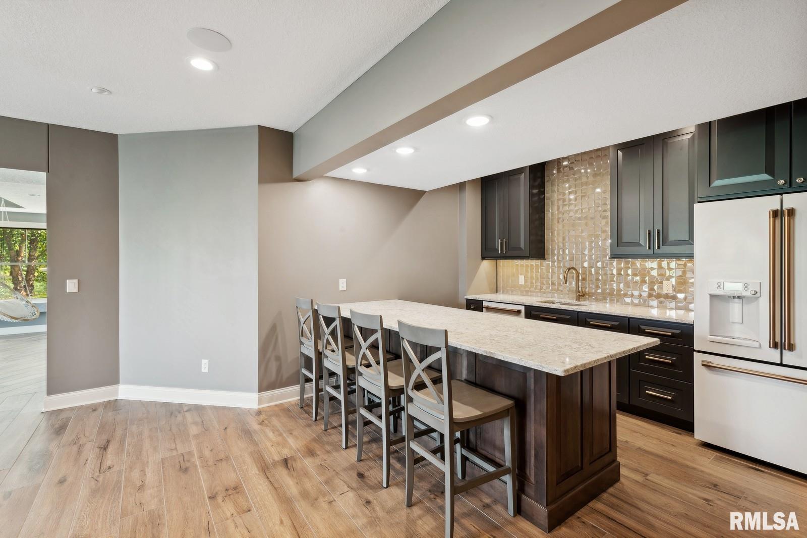 5877 Cardinal Road Bettendorf, IA 52722 - Photo 57 of 75 Gallery Image 57