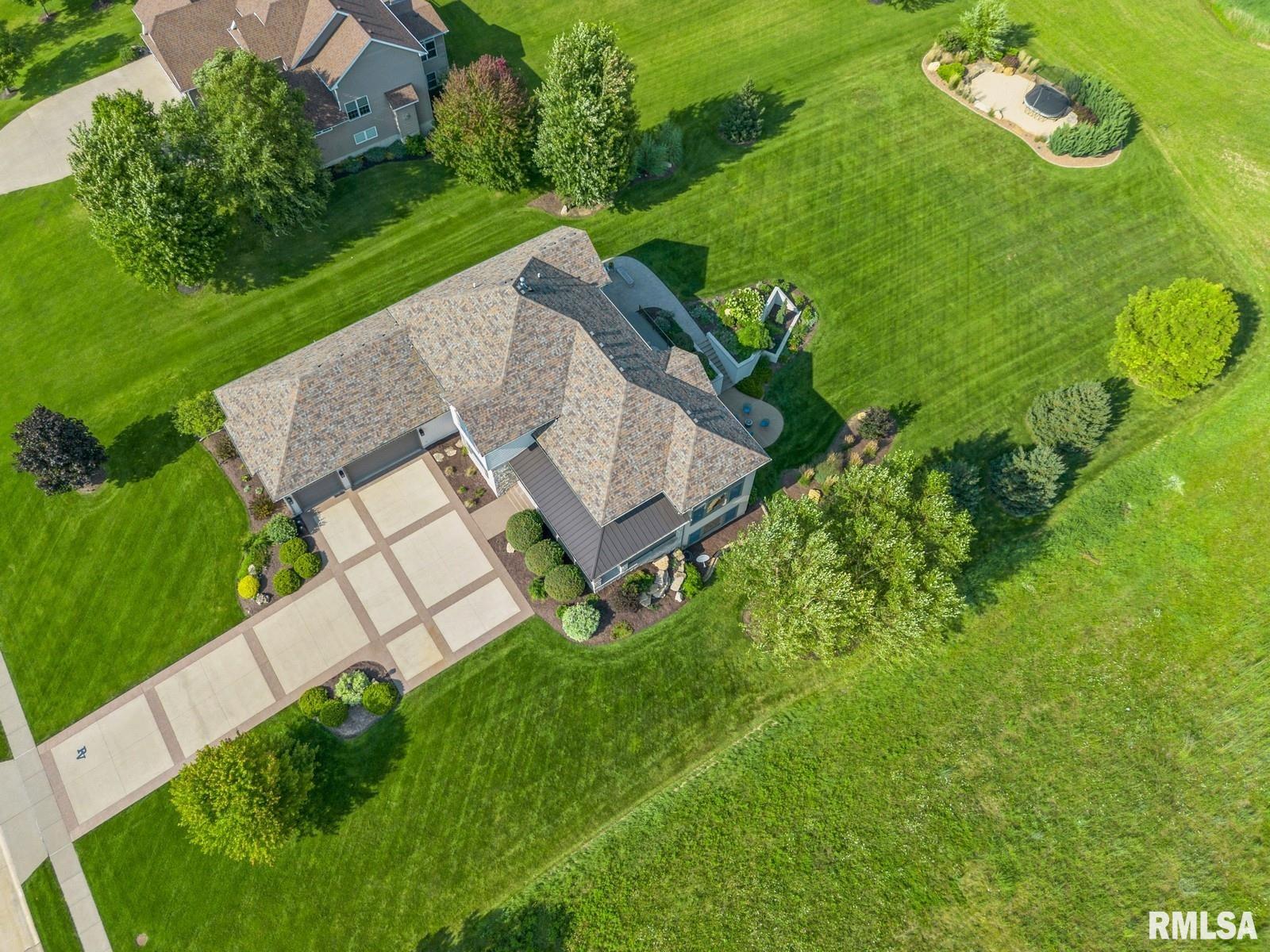 5877 Cardinal Road Bettendorf, IA 52722 - Photo 66 of 75 Gallery Image 66