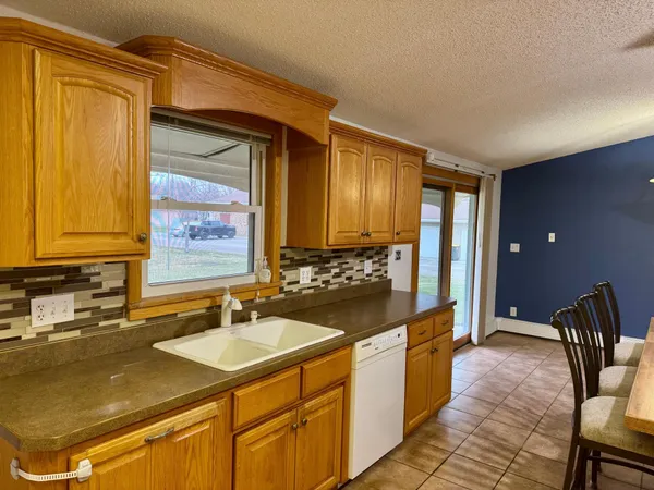 $199,000 | 301 South 4th Street, Olivia, MN 56277