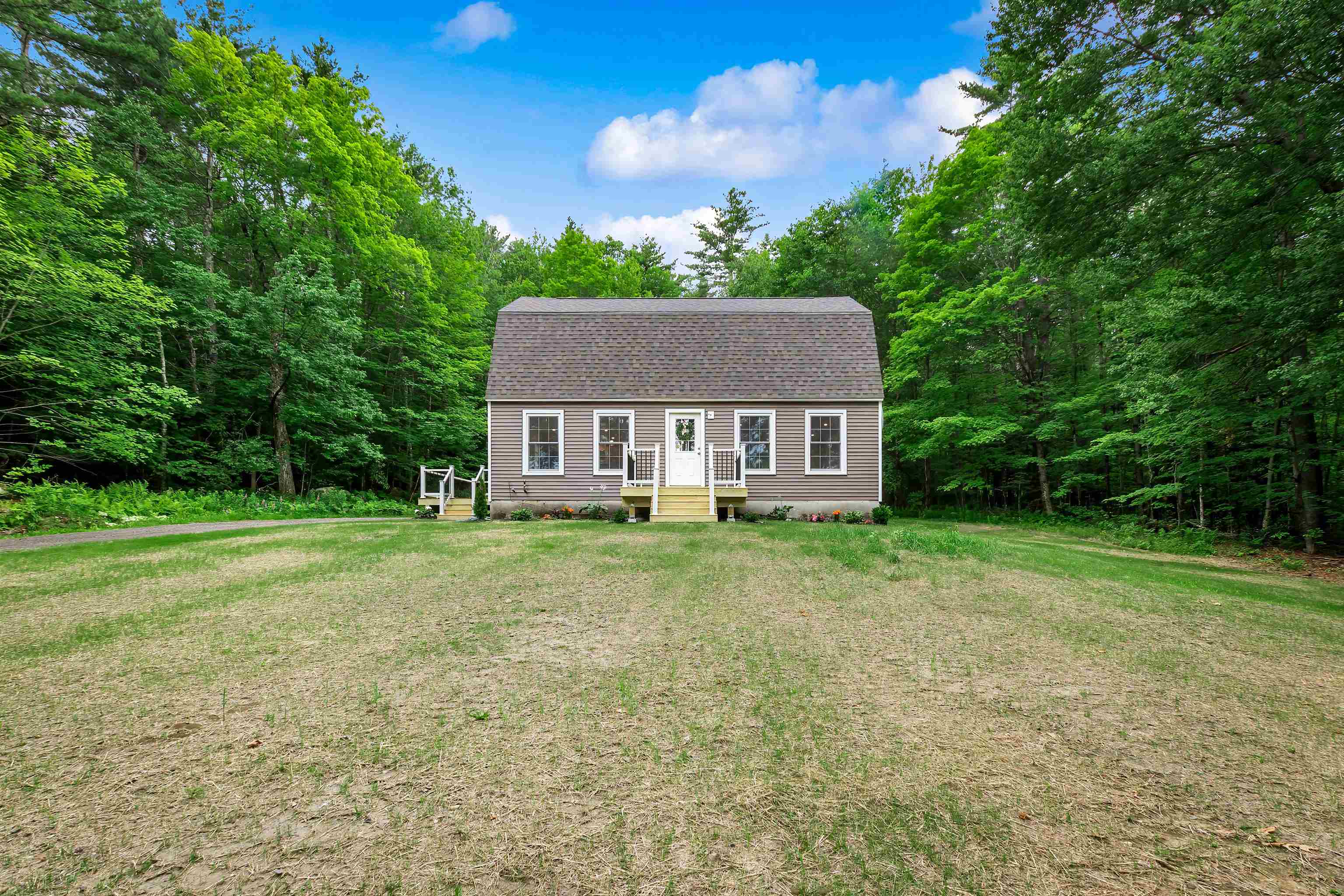 491 Raccoon Hill Road Salisbury, NH 03268 - Photo 2 of 53