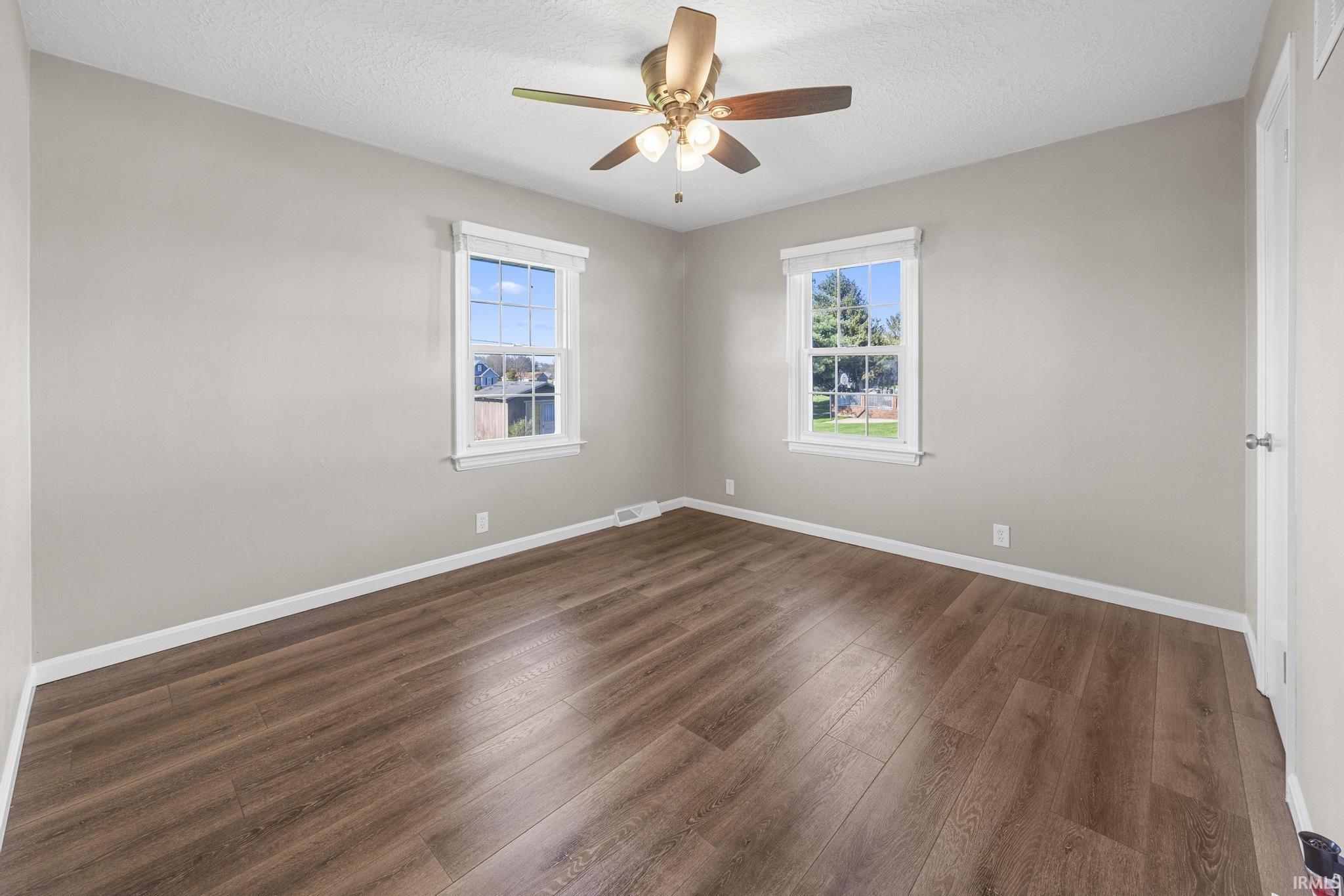 1517 Gregory Lane Jasper, IN 47546 - Photo 11 of 36