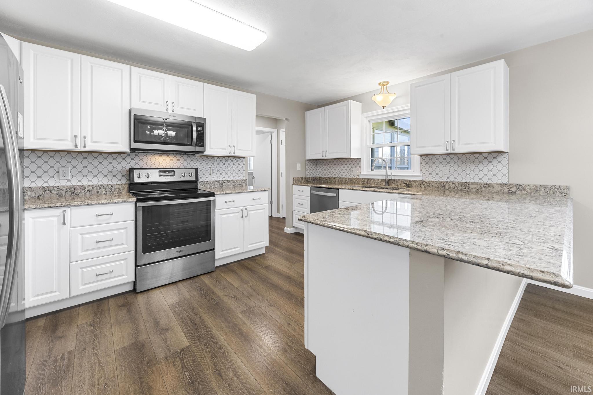 1517 Gregory Lane Jasper, IN 47546 - Photo 7 of 36