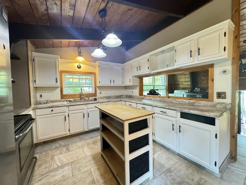 235 South Reynolds Road Winslow, ME 04901 - Photo 6 of 47 kitchen3