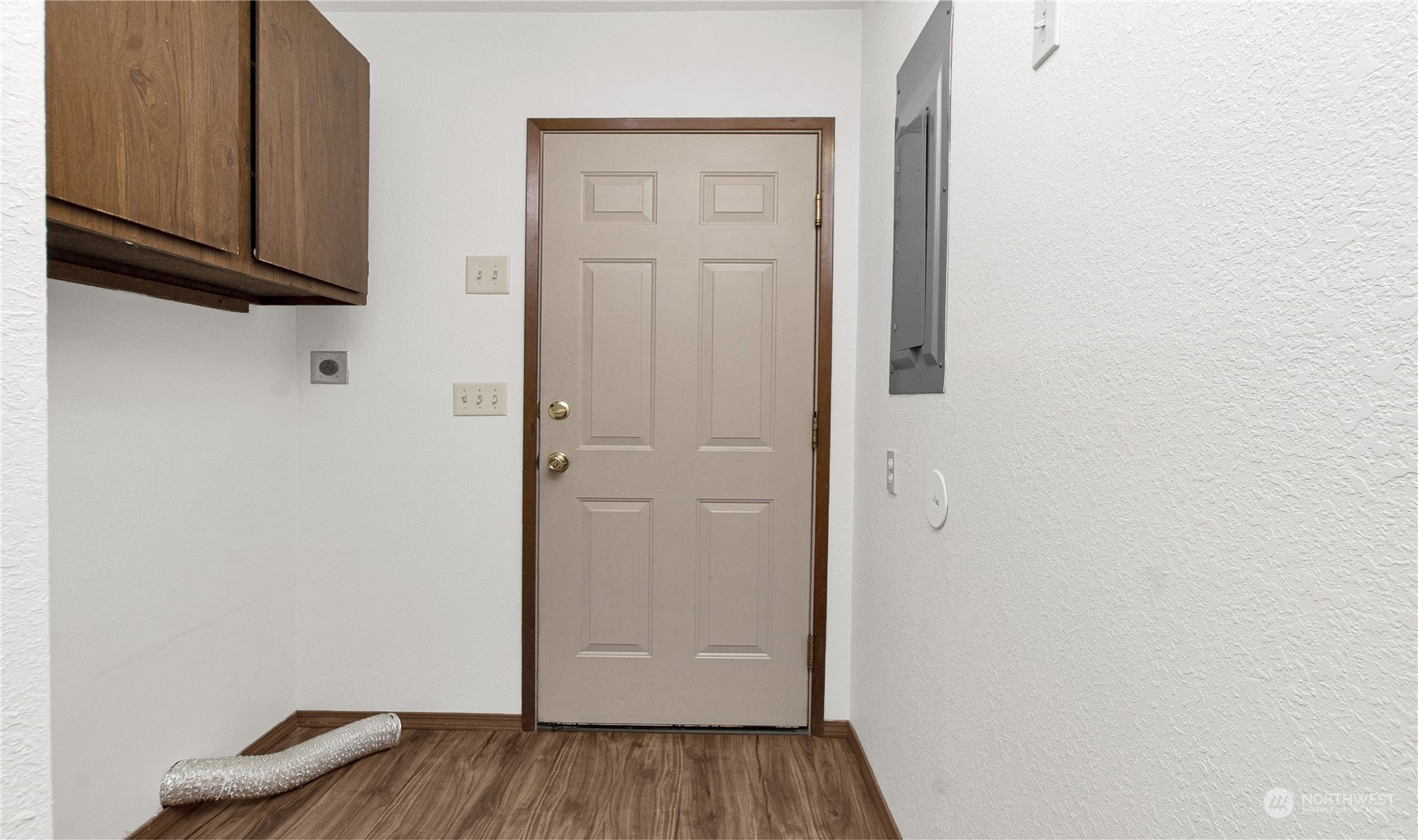 16635 Case Road Southwest Rochester, WA 98579 - Photo 14 of 35 a view of a hallway with wooden floor