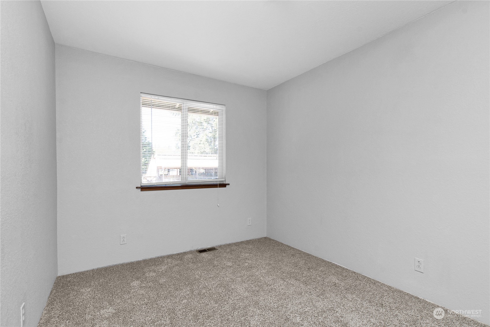 16635 Case Road Southwest Rochester, WA 98579 - Photo 20 of 35 an empty room with a window