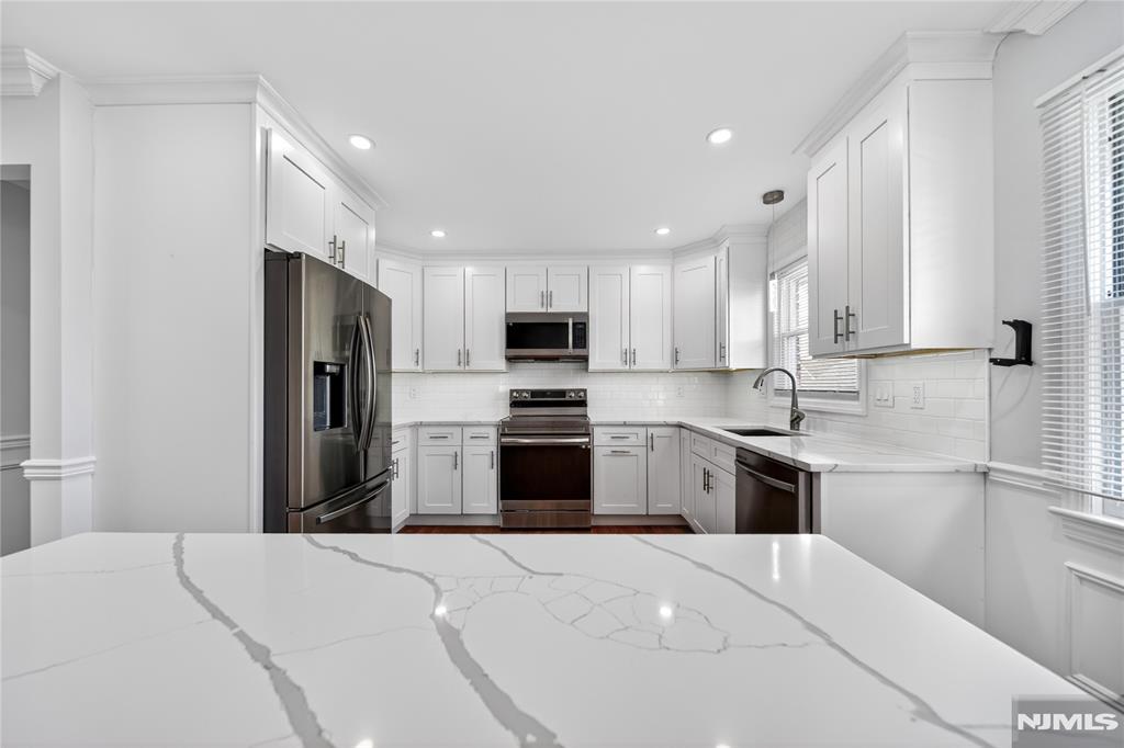 28 1st Street Wallington, NJ 07057 - Photo 19 of 42