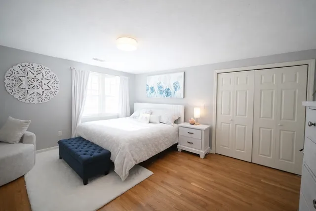 $975,000 | 6 Adams Court, Unit 6, Hingham, MA 02043