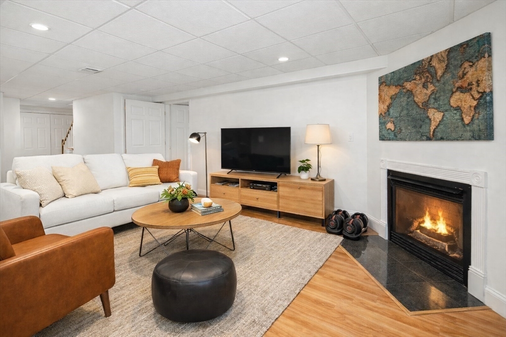 6 Adams Court, Unit 6 Hingham, MA 02043 - Photo 23 of 31