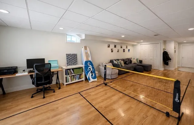 $975,000 | 6 Adams Court, Unit 6, Hingham, MA 02043