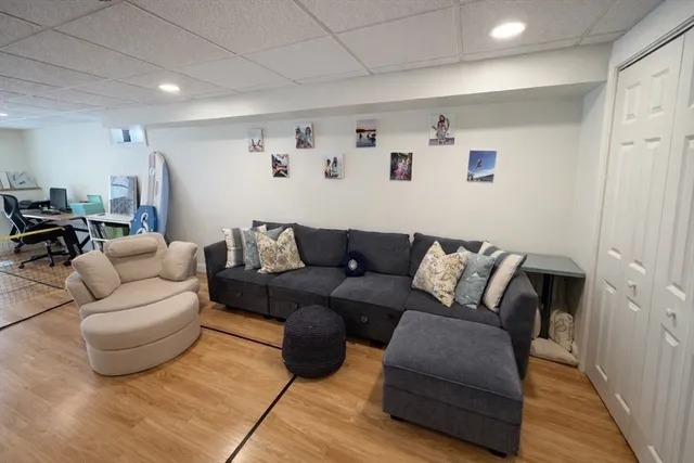 $975,000 | 6 Adams Court, Unit 6, Hingham, MA 02043