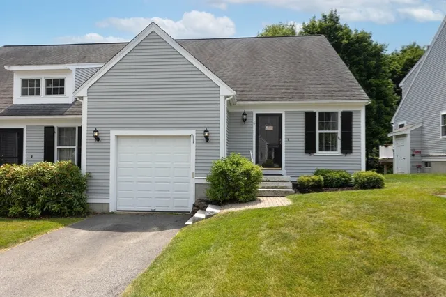 $975,000 | 6 Adams Court, Unit 6, Hingham, MA 02043