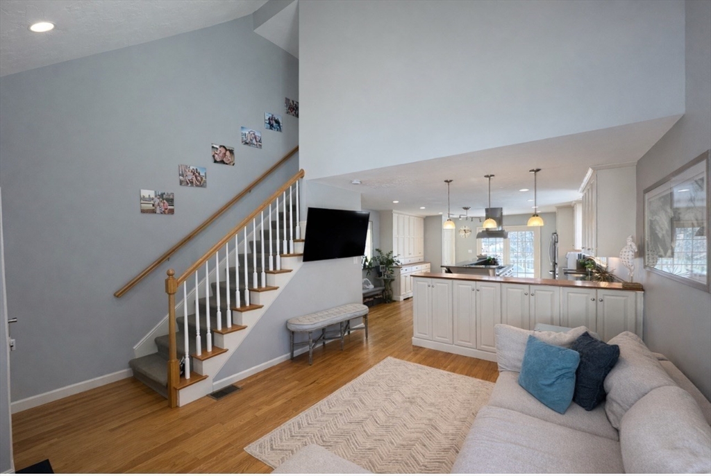 6 Adams Court, Unit 6 Hingham, MA 02043 - Photo 6 of 31