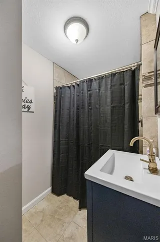 $419,900 | 10179 Vine Road, Cadet, MO 63630