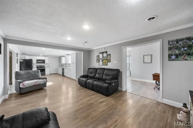 $419,900 | 10179 Vine Road, Cadet, MO 63630