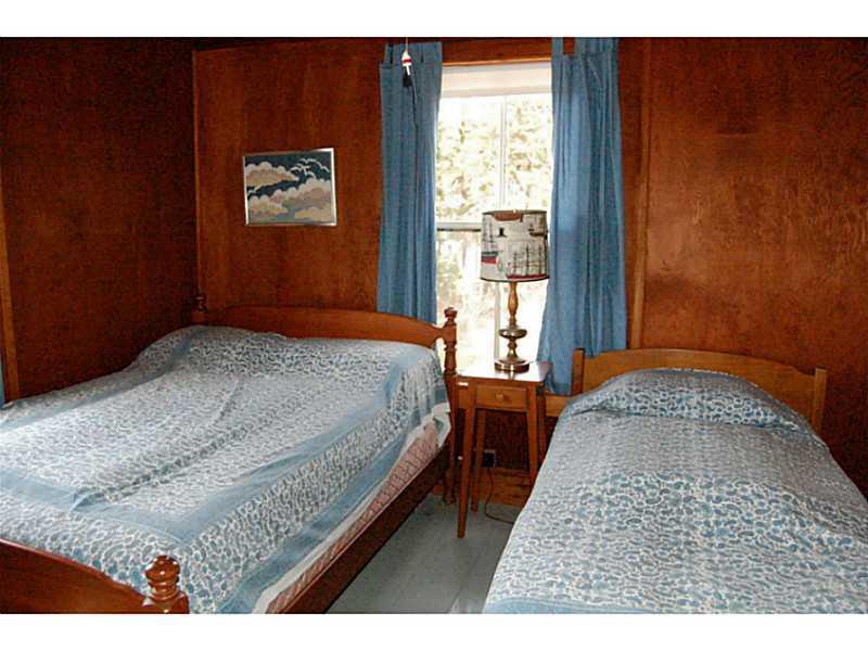 2318 Harpswell Islands Road Bailey Island, ME 04003 - Photo 12 of 35 Bedroom.