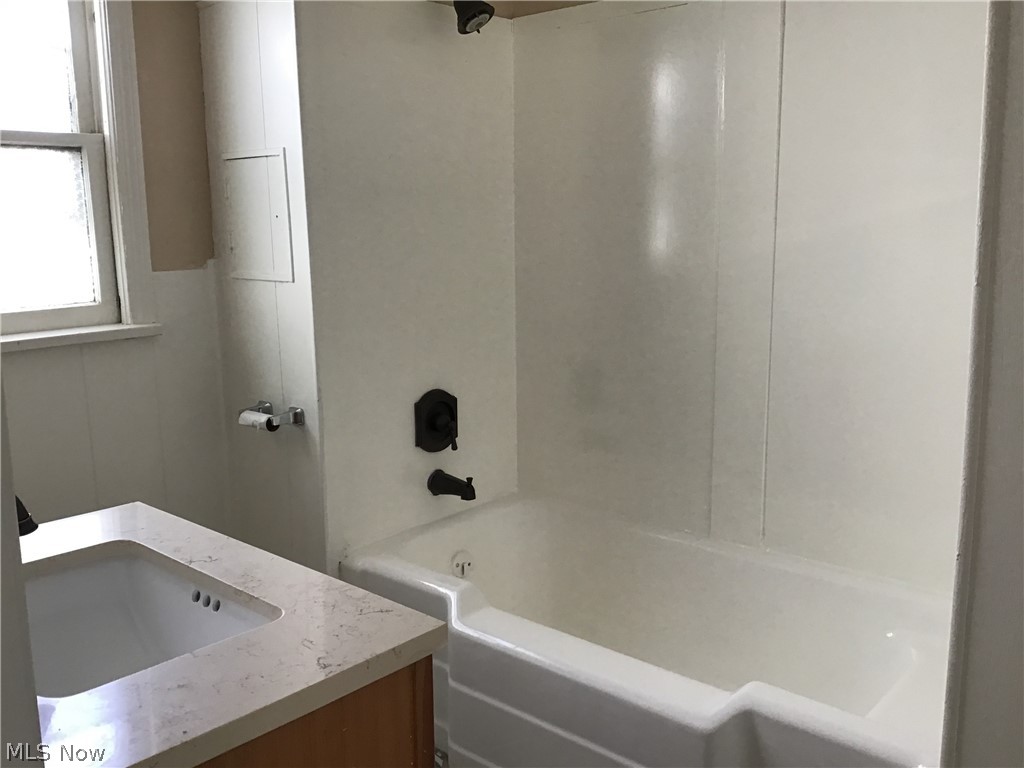 3553 Nordway Road Cleveland Heights, OH 44118 - Photo 12 of 18