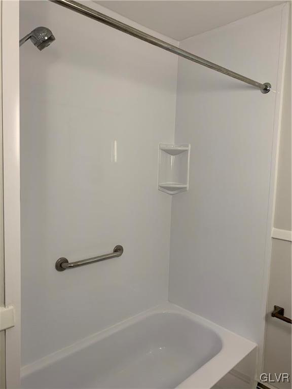 3216 Edinburgh Road Allentown, PA 18104 - Photo 12 of 20 Gallery Image 12