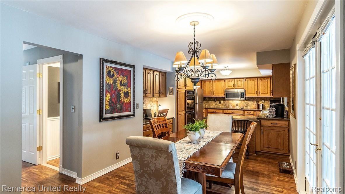 24039 Woodham Road Novi, MI 48374 - Photo 13 of 51 019_21.jpg