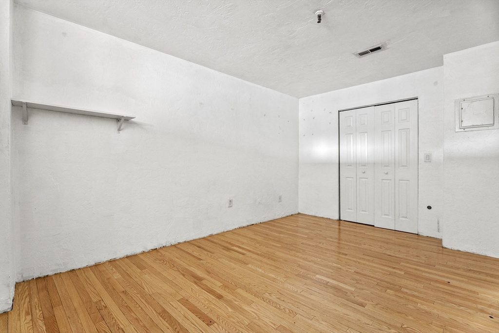 531 Main Street, Unit 403M Worcester, MA 01608 - Photo 30 of 39 a view of empty room