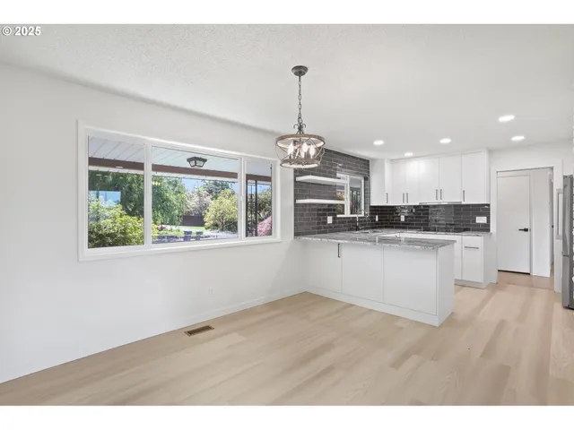 $795,000 | 1325 Northwest 94th Avenue, Portland, OR 97229