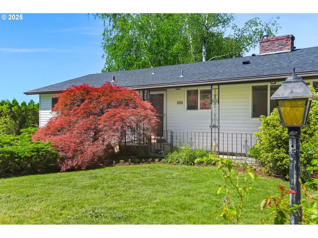 $795,000 | 1325 Northwest 94th Avenue, Portland, OR 97229