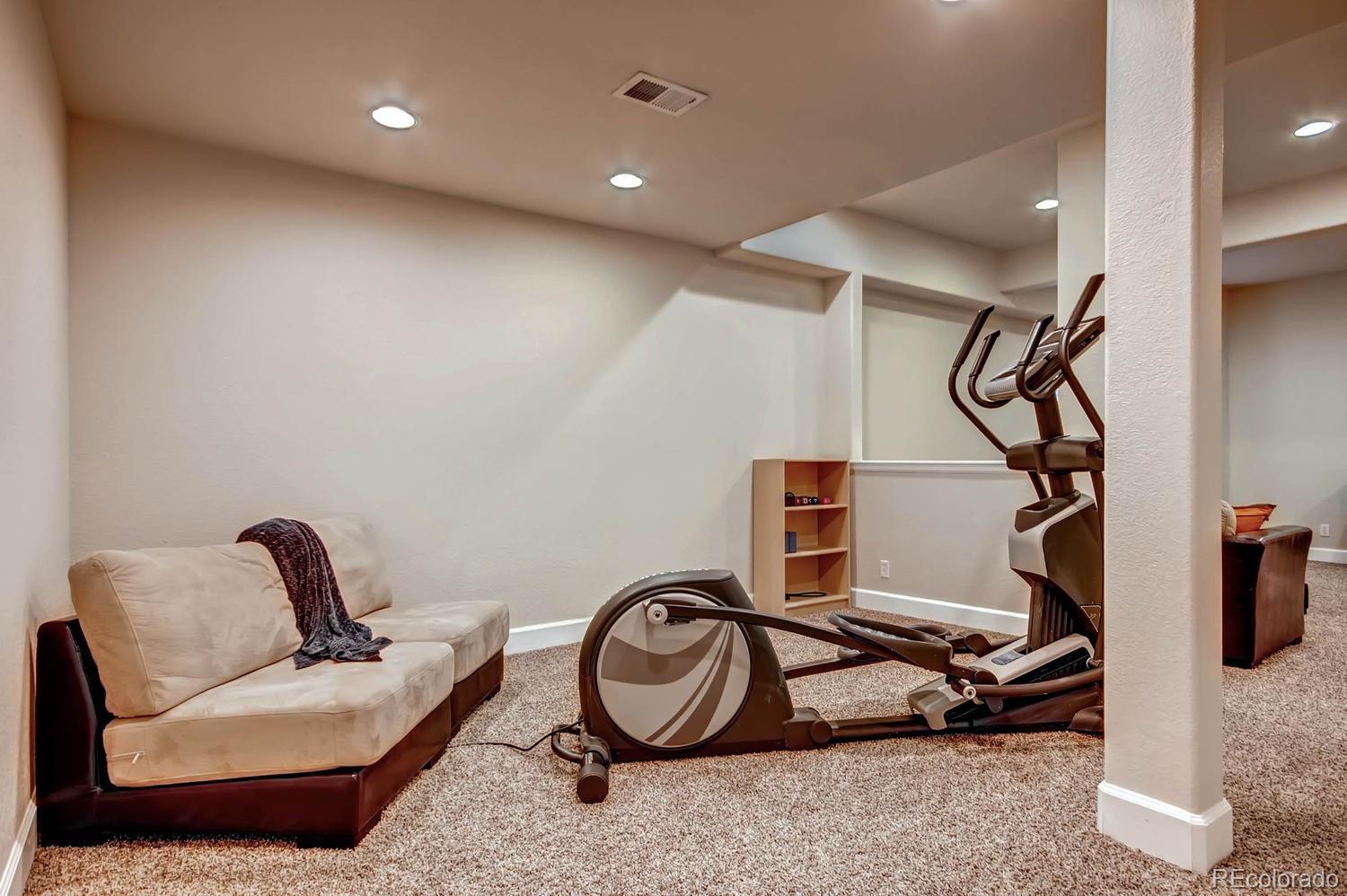 5320 Raritan Way Denver, CO 80221 - Photo 21 of 28 Gallery Image 21