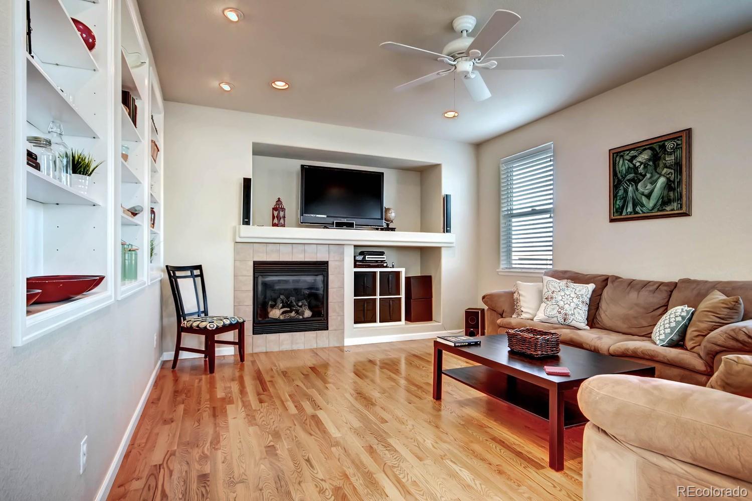 5320 Raritan Way Denver, CO 80221 - Photo 4 of 28 Gallery Image 4