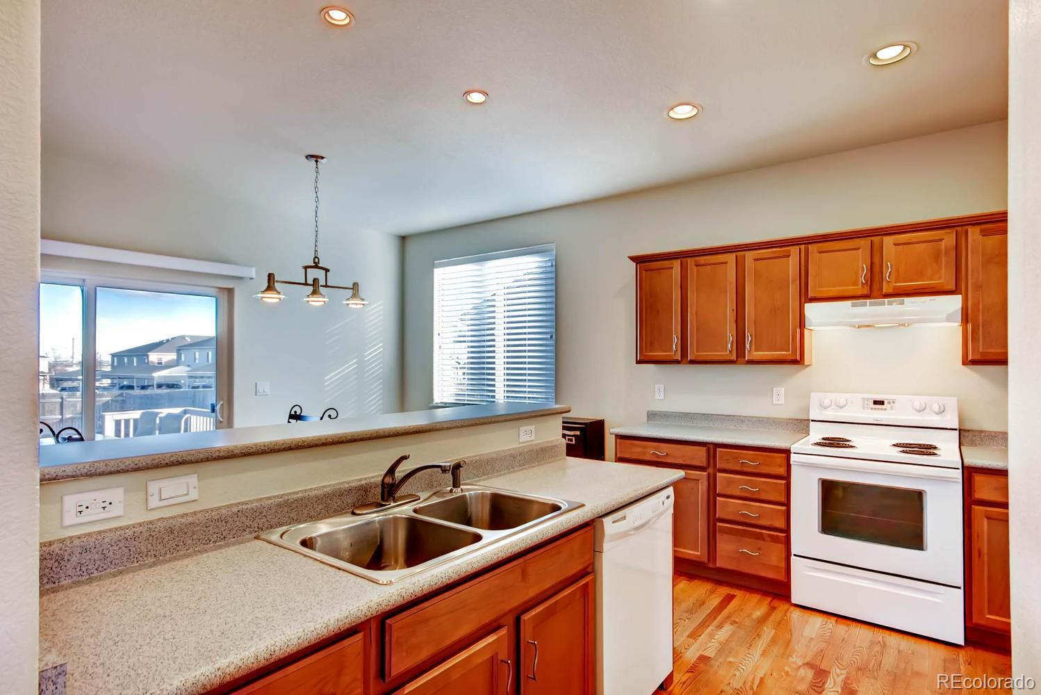 5320 Raritan Way Denver, CO 80221 - Photo 8 of 28 Gallery Image 8