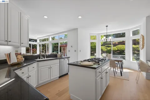 $2,598,000 | 25 Crown Valley Court, Danville, CA 94506