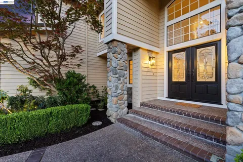 $2,598,000 | 25 Crown Valley Court, Danville, CA 94506