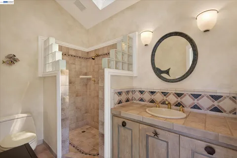 $2,598,000 | 25 Crown Valley Court, Danville, CA 94506