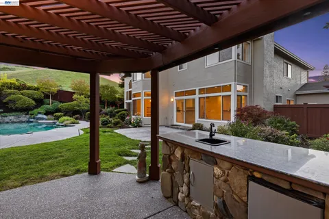 $2,598,000 | 25 Crown Valley Court, Danville, CA 94506