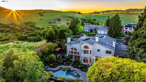 $2,598,000 | 25 Crown Valley Court, Danville, CA 94506