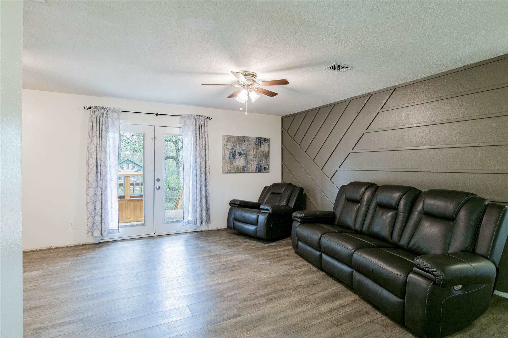 6412 Berryhill Road Milton, FL 32570 - Photo 6 of 22 Gallery Image 6
