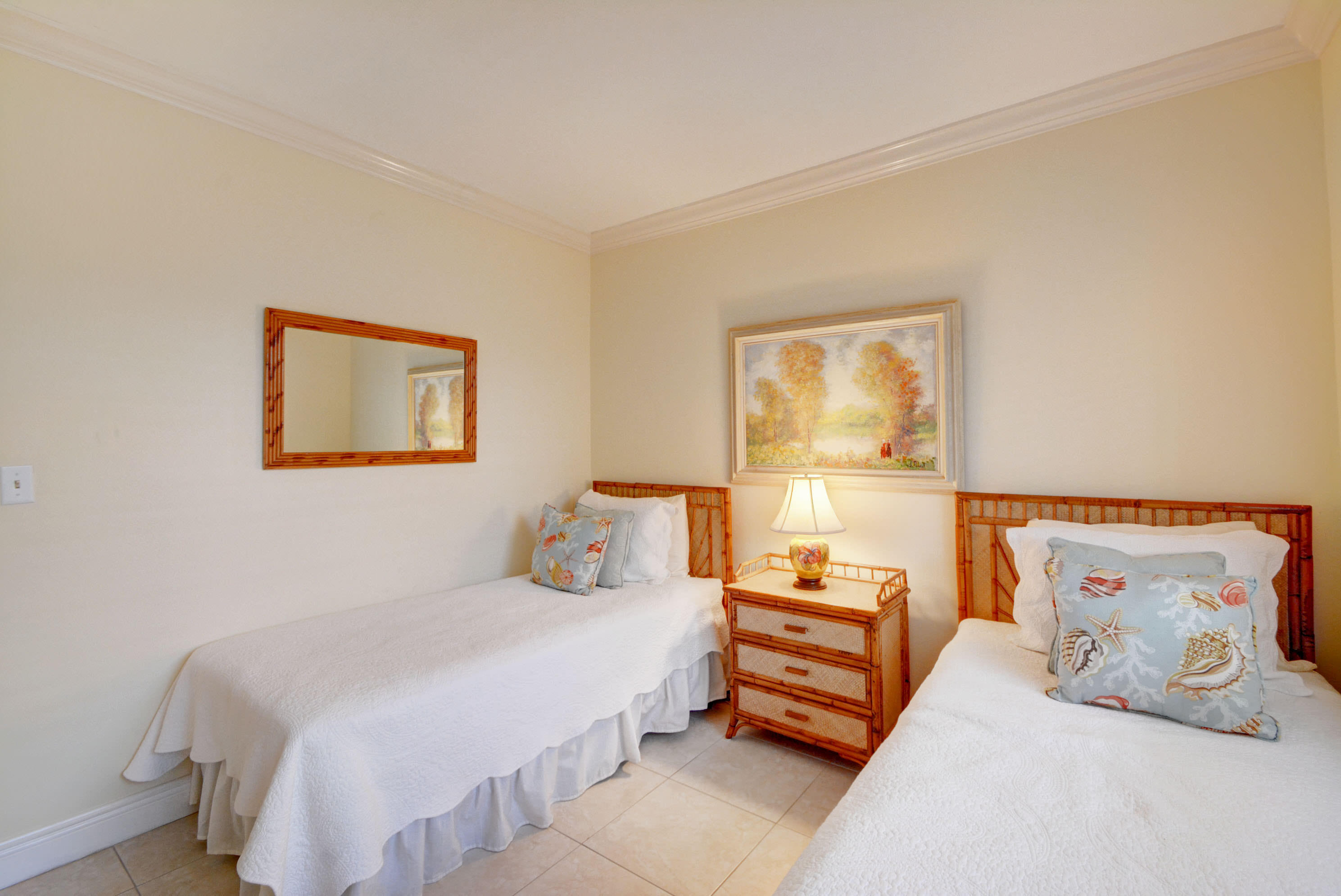 2730 Banyan Road, Unit B1 Boca Raton, FL 33432 - Photo 16 of 35 Guest Bedroom 2